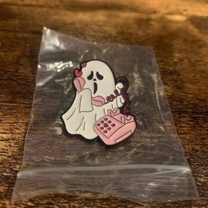 NIP GHOST ON PHONE PIN